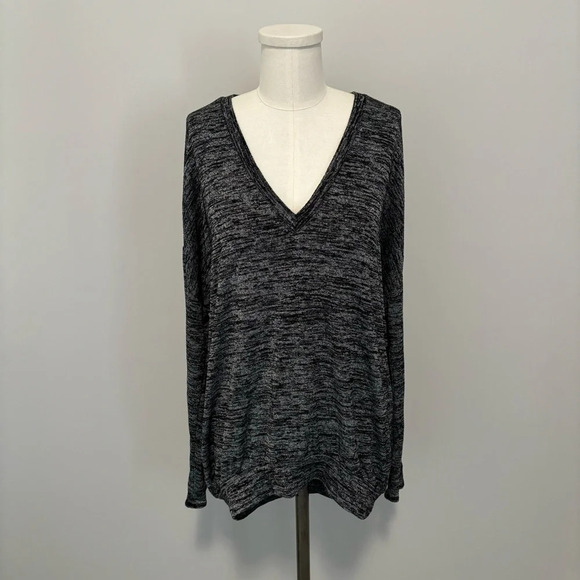 Aritzia Wilfred Free Devinette Long Sleeve V-Neck Top Heathered Gray Black - Picture 4 of 15